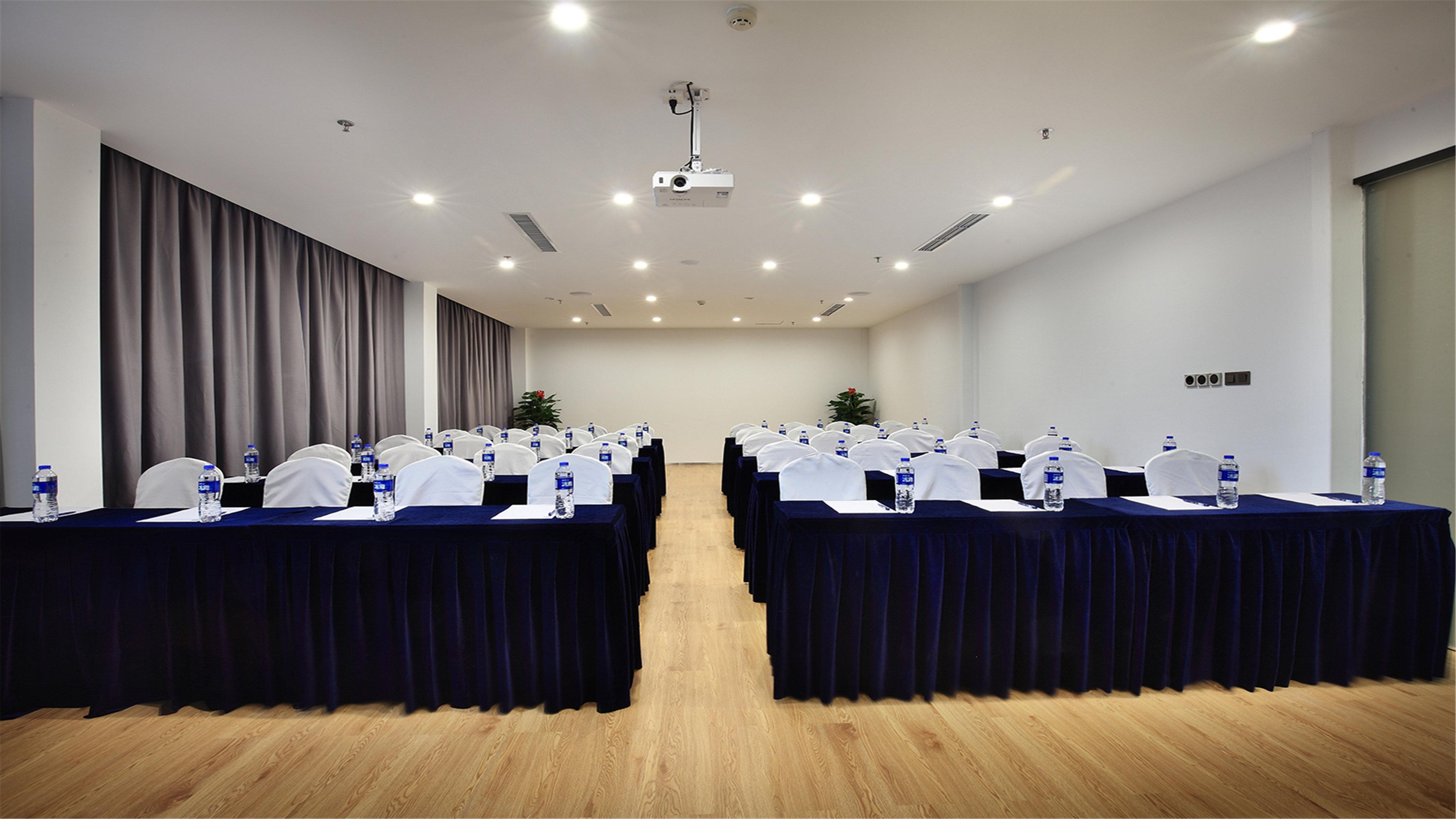 Holiday Inn Express Guilin City Center By Ihg Dış mekan fotoğraf