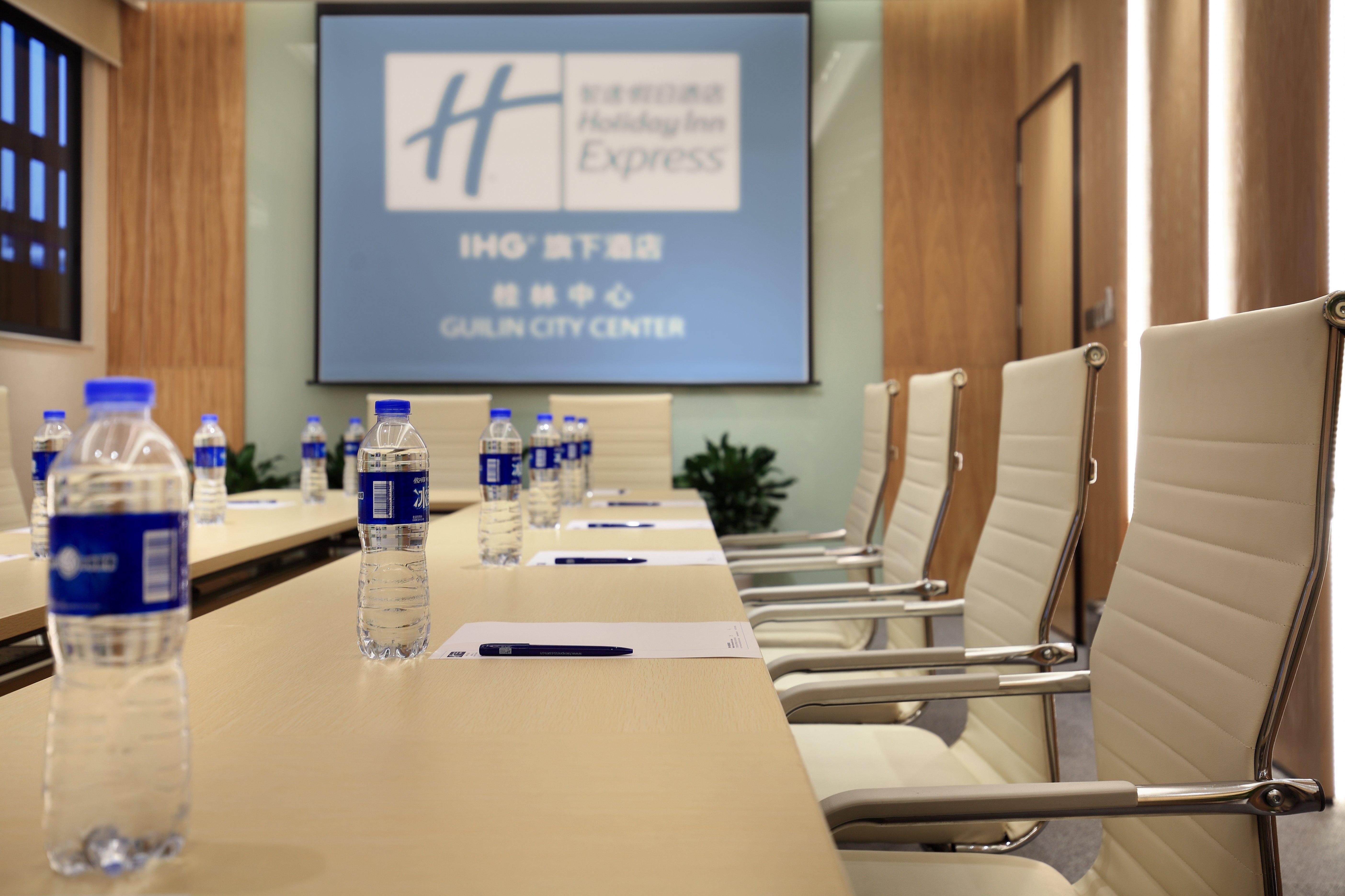 Holiday Inn Express Guilin City Center By Ihg Dış mekan fotoğraf